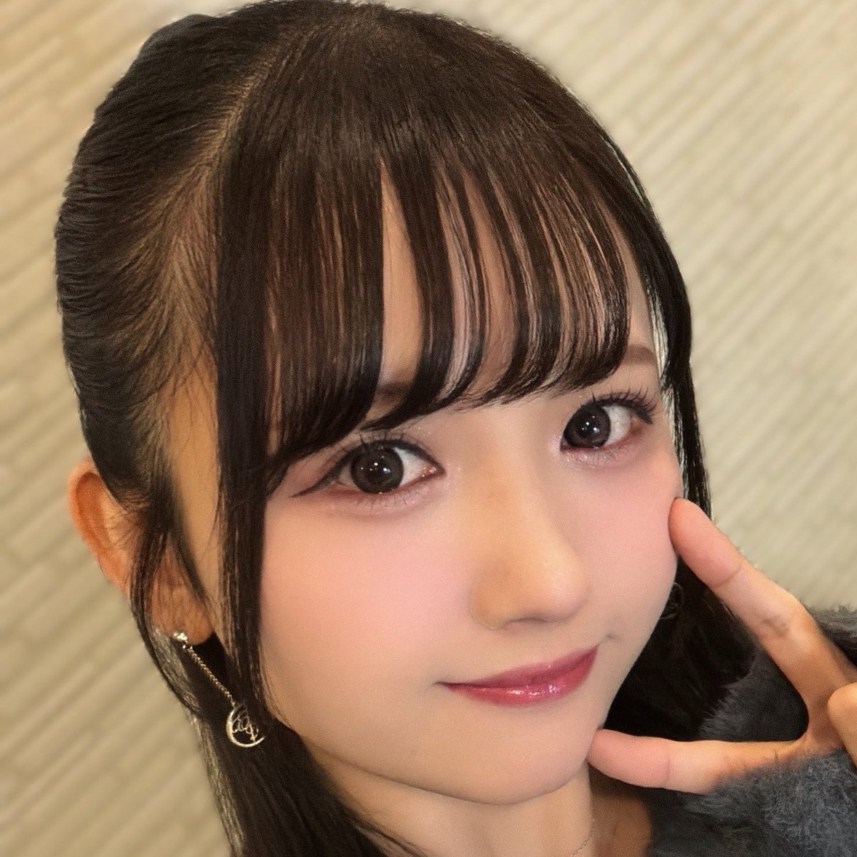 shes so squishable...