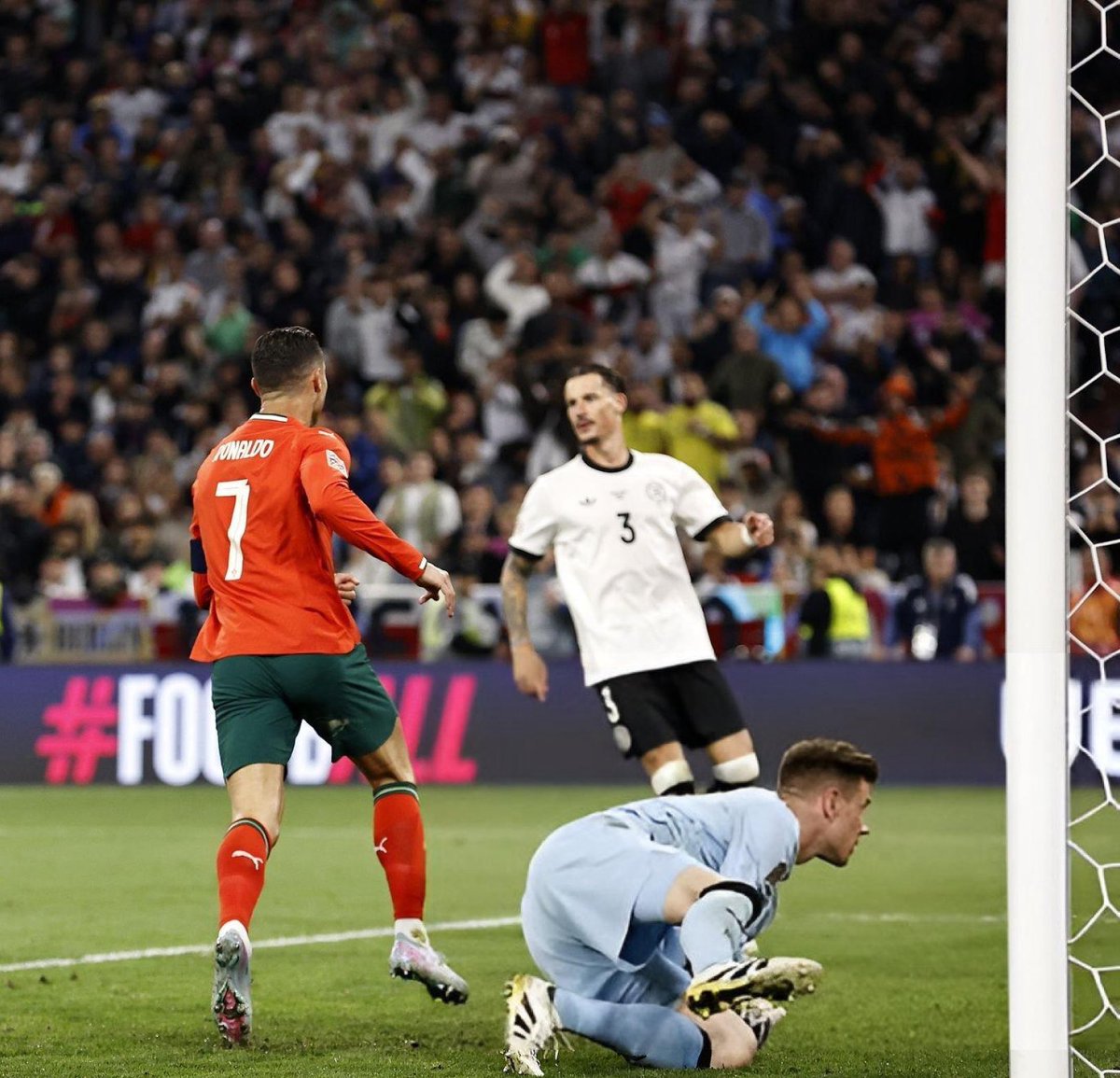 ELdiablo tweet media