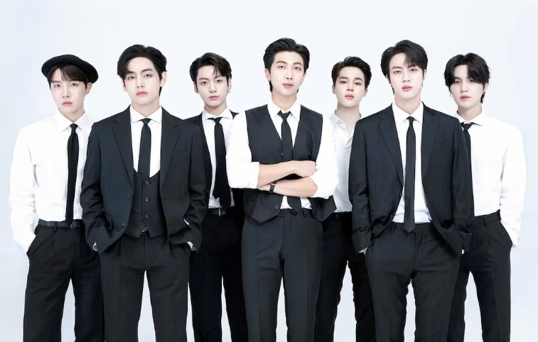 eluniversocom's tweet photo. 👉https://t.co/bfhkWwQDCx Estos son los precios de las entradas para ver a BTS en Perú y Colombia. https://t.co/WwHr1aqteh