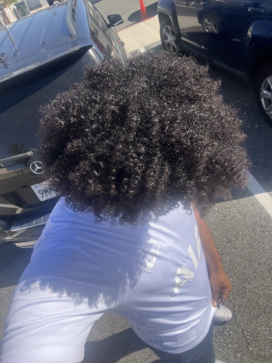 Malc Get Outta There! tweet media