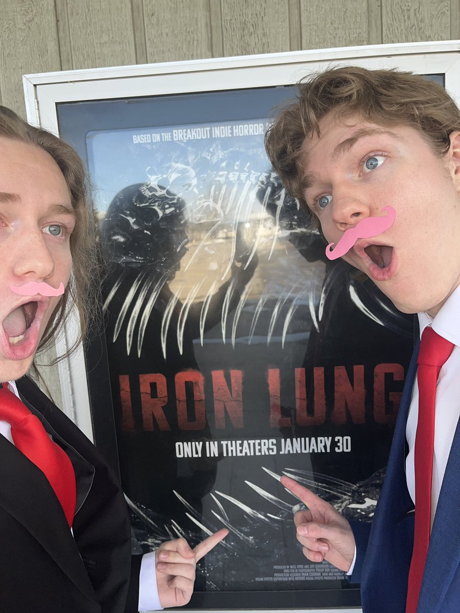 BeenDunse's tweet photo. Double does of Iron in the Lungs https://t.co/C0b7x0wgfZ