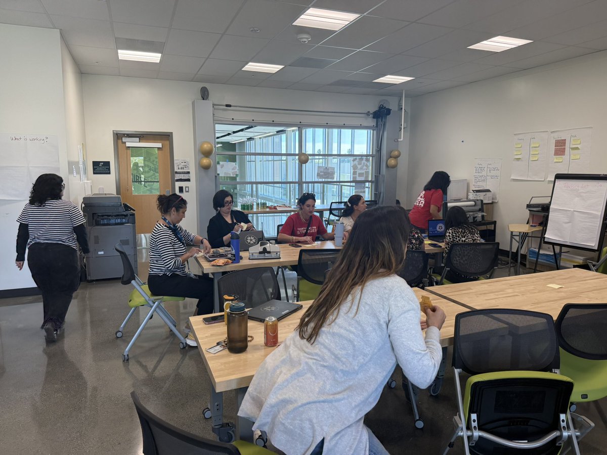 💪 Eureka Math isn’t easy, but with our amazing math leads and a committed team, we’re tackling it together! United and determined, we’re growing as educators to make math meaningful for every student. 🧮✨ #EurekaMath #TeamworkInAction #CommittedToGrowth