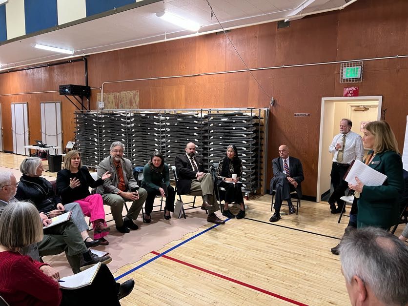 nicd_state_leg's tweet photo. We headed to the last frontier to facilitate workshops for Alaska's House and Senate. Legislators built mutual trust and chatted with our team about the nation's only bipartisan governing majorities. We even saw the Northern Lights! Read more from AK here: https://t.co/7P2sxV2mJk https://t.co/OWu4sXmHfN
