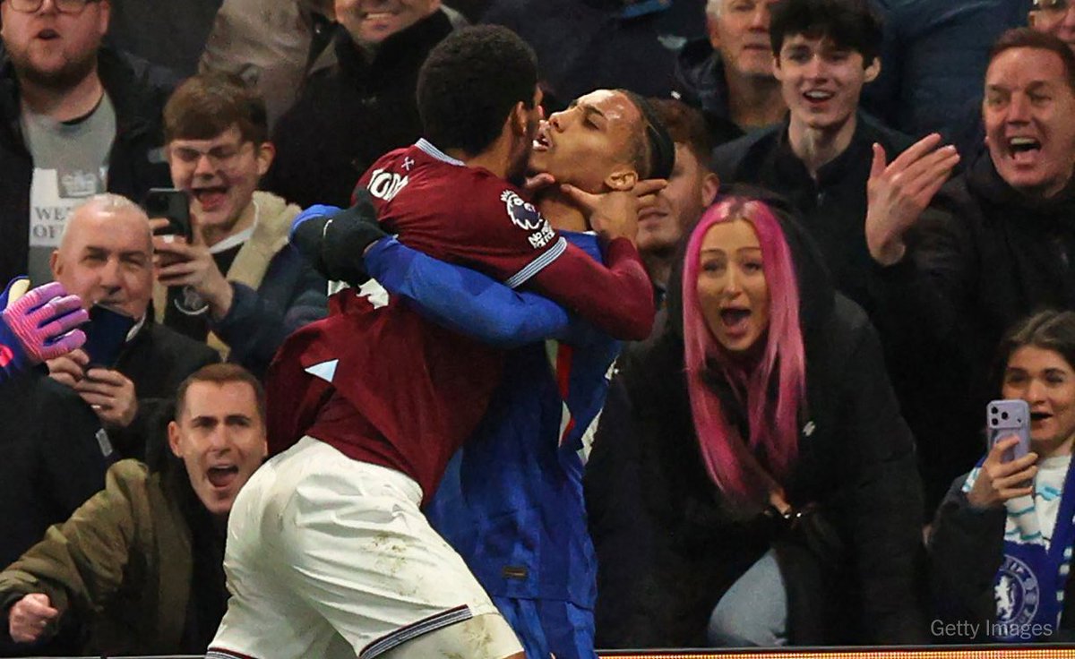 When brawls break out in football, the commentators always feel the need to tell us that no one likes to see it.

Look at those faces in the crowd 🤣