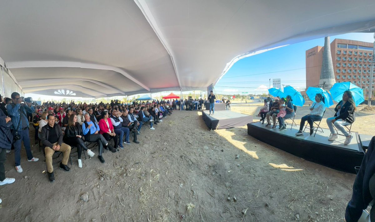 ¡Buenos días, amigos!

Conéctense al en vivo 👀📲
Estamos arrancando con las obras para una mejor movilidad en la zona de La Antorcha.

🔴 En vivo: facebook.com/share/v/1BjYTV…

#León450 🦁✨