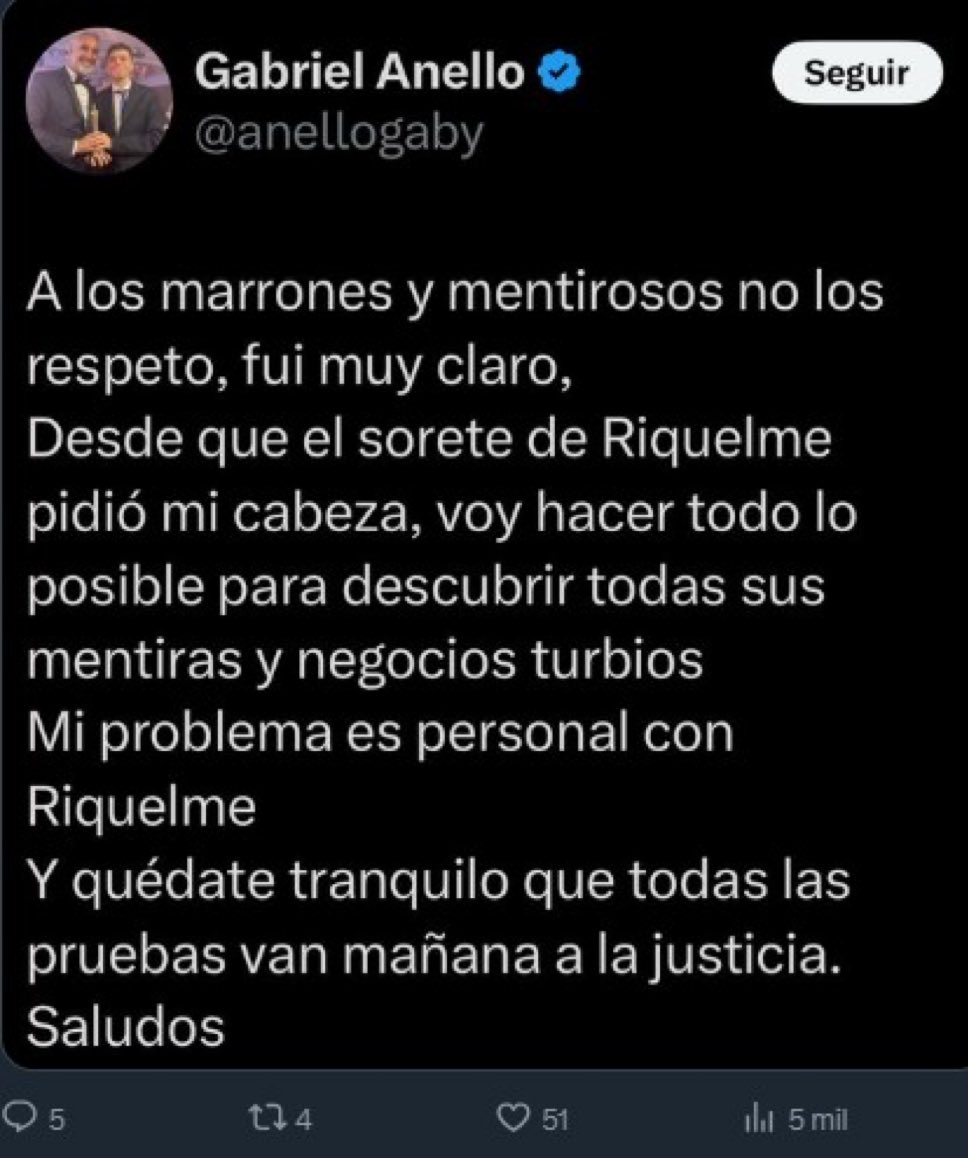 No Anello querido, lo tuyo no es censura. A vos te desacreditaron bien. 

Dijiste en la AM mas escuchada del país que el presidente de Boca es un negro de mierda y no te pasó nada.

<a href="/anellogaby/">Gabriel Anello</a> podrías por ejemplo pagar la manutención de tu hija antes de seguir operando!