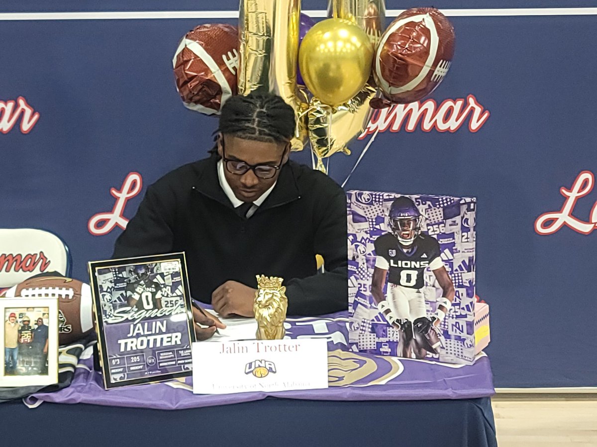 Trotter24sippi's tweet photo. @UNAFootball here we come @D1JALIN Go Lions!!!! https://t.co/jtIvq9cUJD