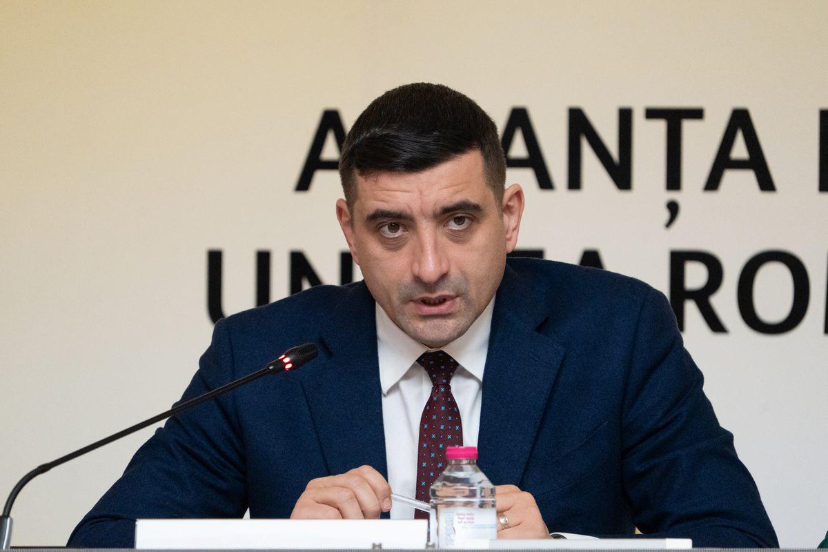 daily_romania's tweet image. Romanian opposition leader, George Simion, demands snap elections after a U.S. document revealed EU interference in Romania's 2024 presidential elections, which were annulled after Georgescu's victory

Says Romania's current government is anti-democratic and anti-American