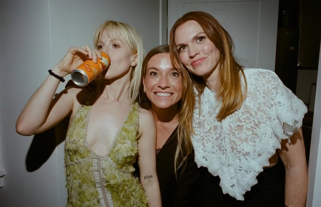 Nouvelle photo d'Hayley, Leah et Meghan
