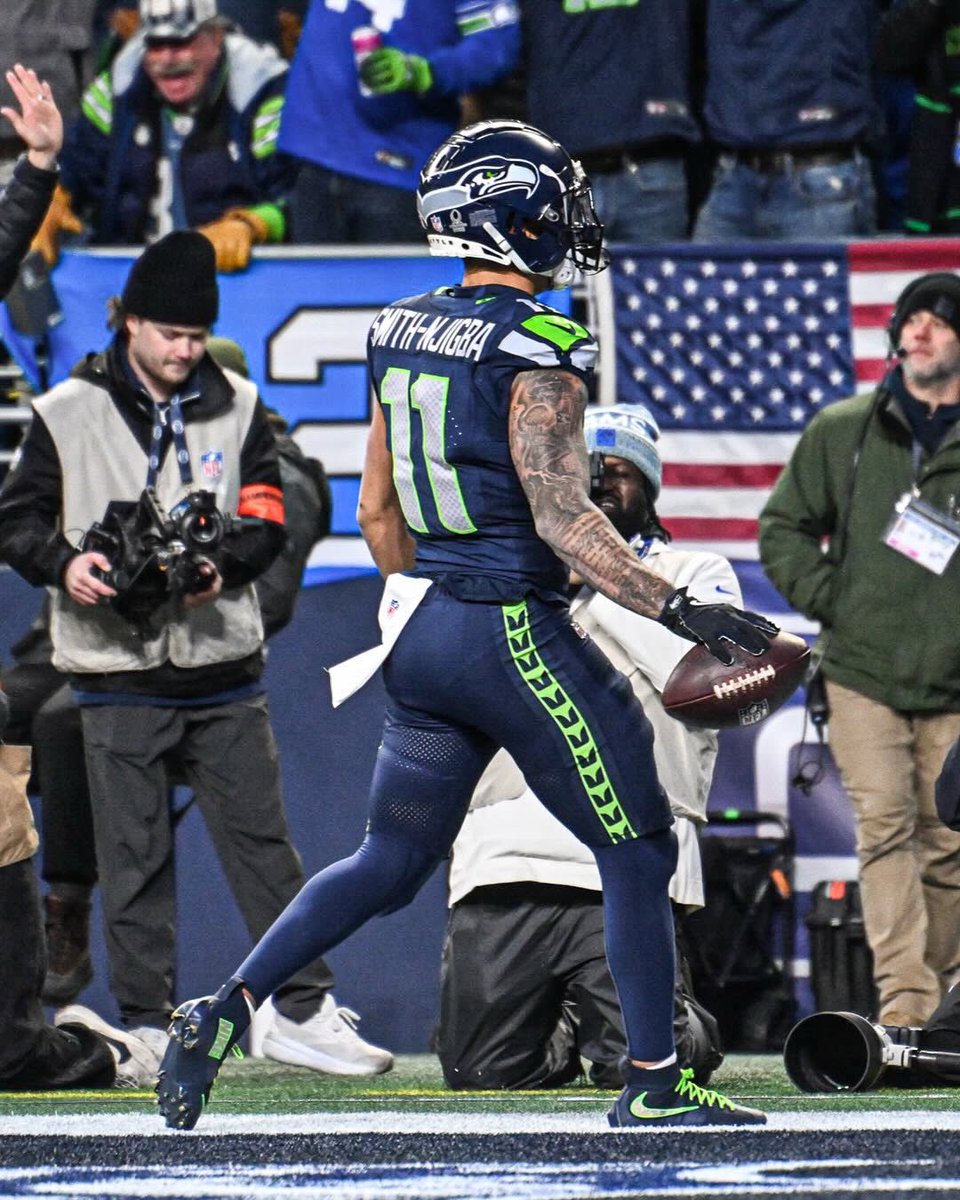 𝑱𝑺𝑵 tweet media