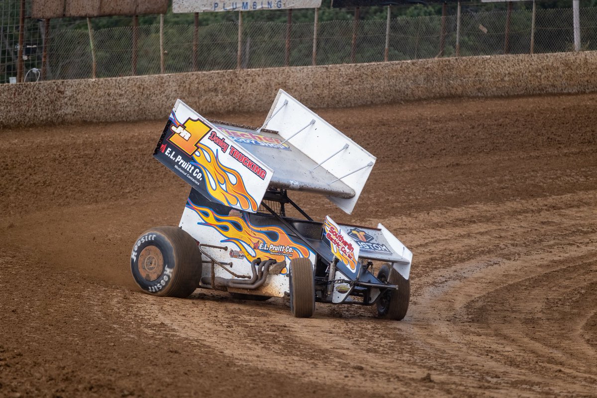 Lake Ozark Speedway tweet media