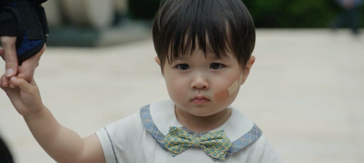 kdramasdiary's tweet image. watching #OurUniverse for the plot

the plot: