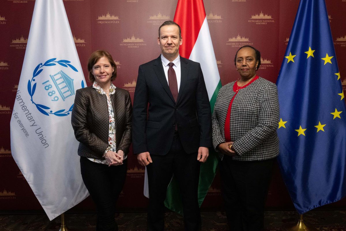 RwandaParliamnt's tweet photo. The #Rwanda–#Hungary Parliamentary Friendship Group held a virtual meeting to advance bilateral relations, reviewing ongoing cooperation in education and water management, and underscoring the importance of sustained parliamentary engagement, including exploring an MOU to further institutionalize collaboration.