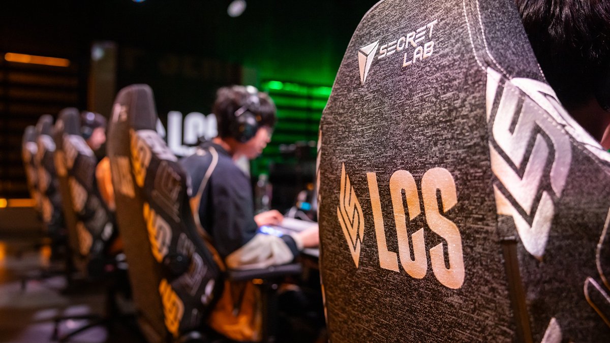 ShyKnock tweet media