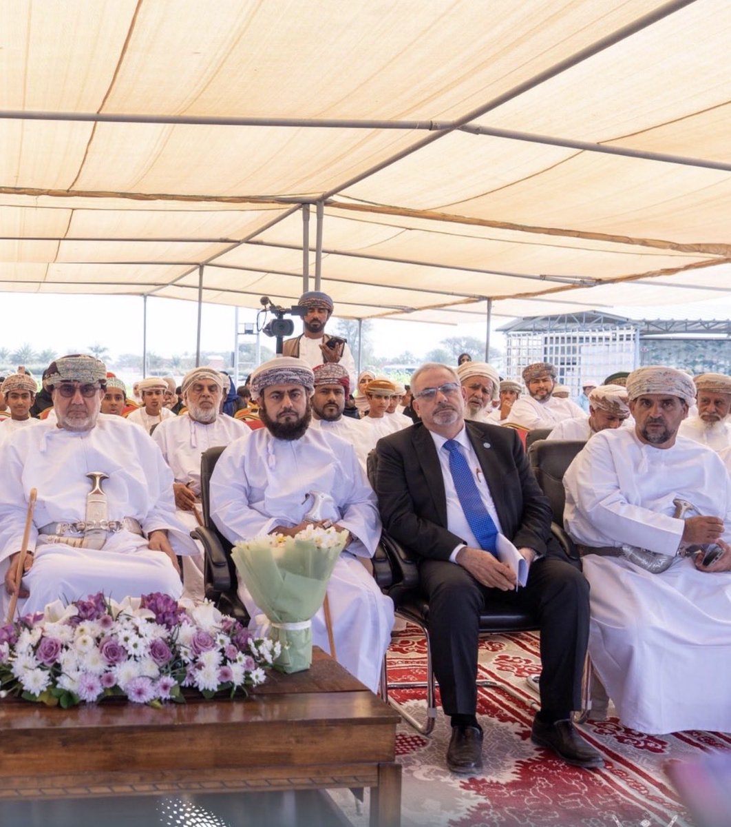 mohed_nasir's tweet photo. تشرفتُ اليوم بحضور افتتاح مقر لجنة #قرية_الواصل_الصحية بولاية #بدية، برعاية سعادة محمود بن يحيى الذهلي محافظ شمال الشرقية، وبحضور ممثل منظمة الصحة العالمية وسعادة والي بدية وعدد من المسؤولين.
خطوة تعزز الشراكة المجتمعية وتدعم المبادرات الصحية والتنموية لخدمة الأهالي. https://t.co/bsA6bCR6li