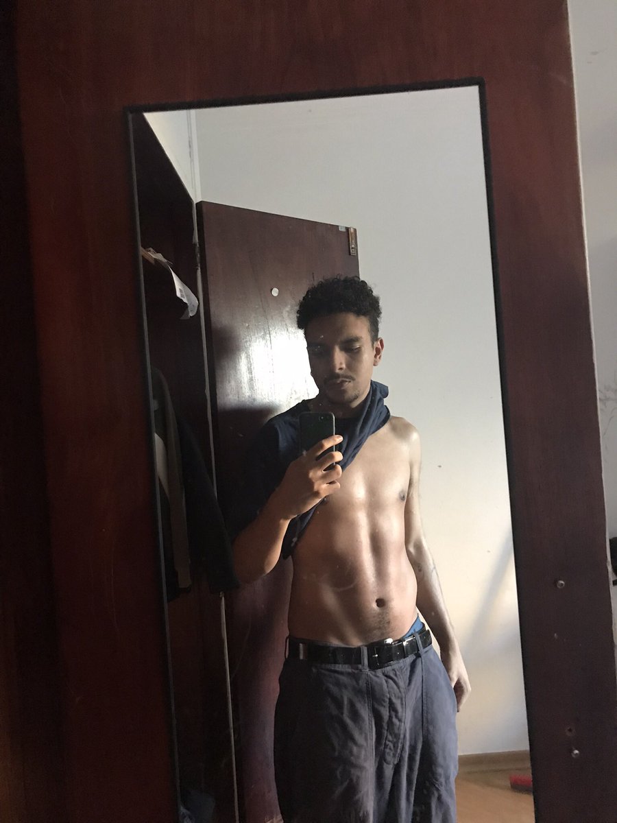 NotMuu tweet picture