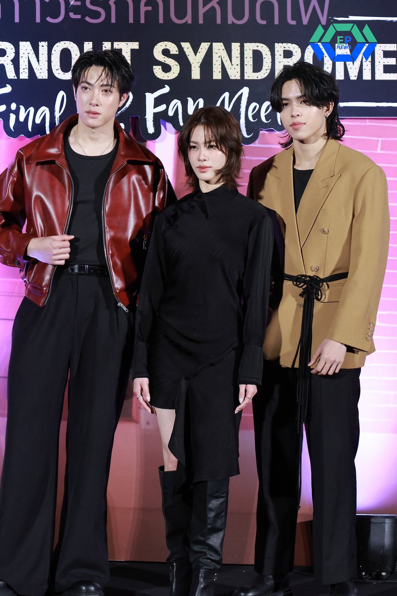 epnewsonline's tweet photo. ภาพบรรยากาศช่วงสัมภาษณ์ “เอมี่-โต๋-เอเจ” ในงาน “#BurnoutSyndromeSeriesFinalEP Fan Meeting”
#BurnoutSyndromeSeries #emiamily #ThorThinnaphan #aj_chayapol https://t.co/WzaVDn6QIO