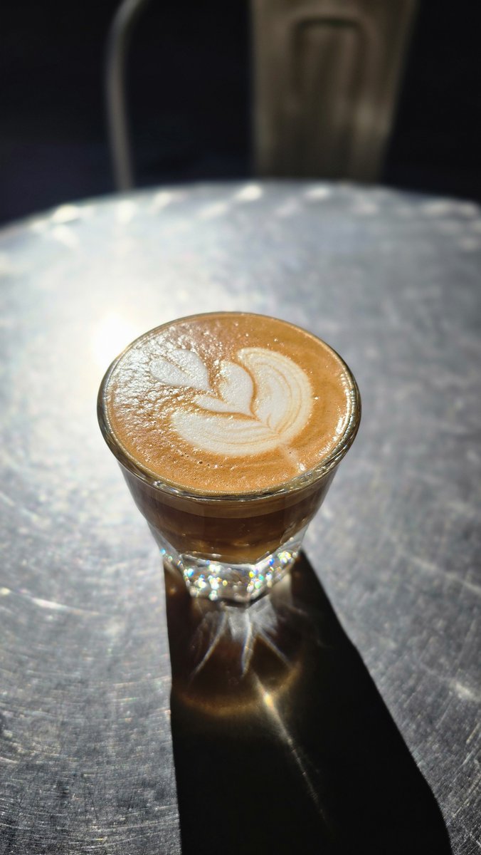 TheYumYumFoodie tweet media