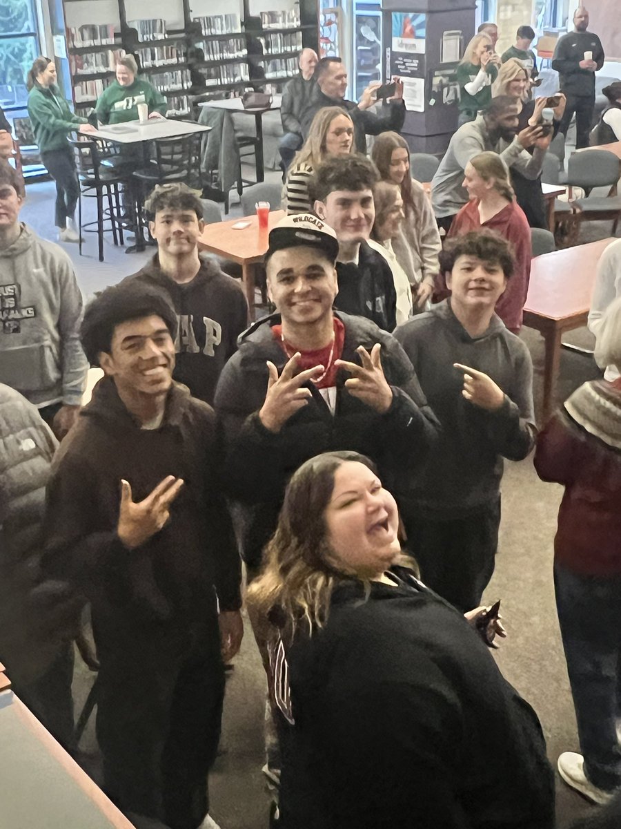 Peninsula HS Football tweet media