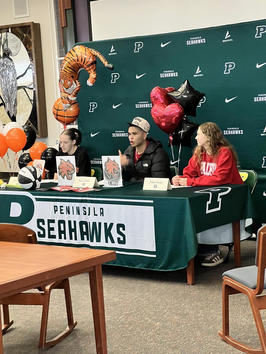 Peninsula HS Football tweet media