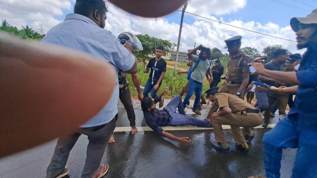 ampanai's tweet photo. “Being all equal and independent, no one ought to harm another in his life, health, liberty, or possessions" - John Locke
#RightToSelfDetermination
#BlackDayForTamils
#Eelam #LKA
#NotMyIndependence https://t.co/tNtUrooAvx
