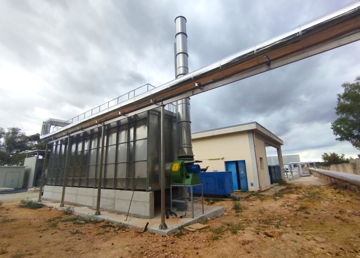 AirCleansrl's tweet image. New #biofiltration system for #odourcontrol installed and commissioned in #WWTP. #CrumRubber™ +#MonaShell® technology (#biotrickling filter) features a two-stage process for H₂S removal, pH stability, and high efficiency.
#Deodorization #AirTreatment #EnvironmentalEngineering