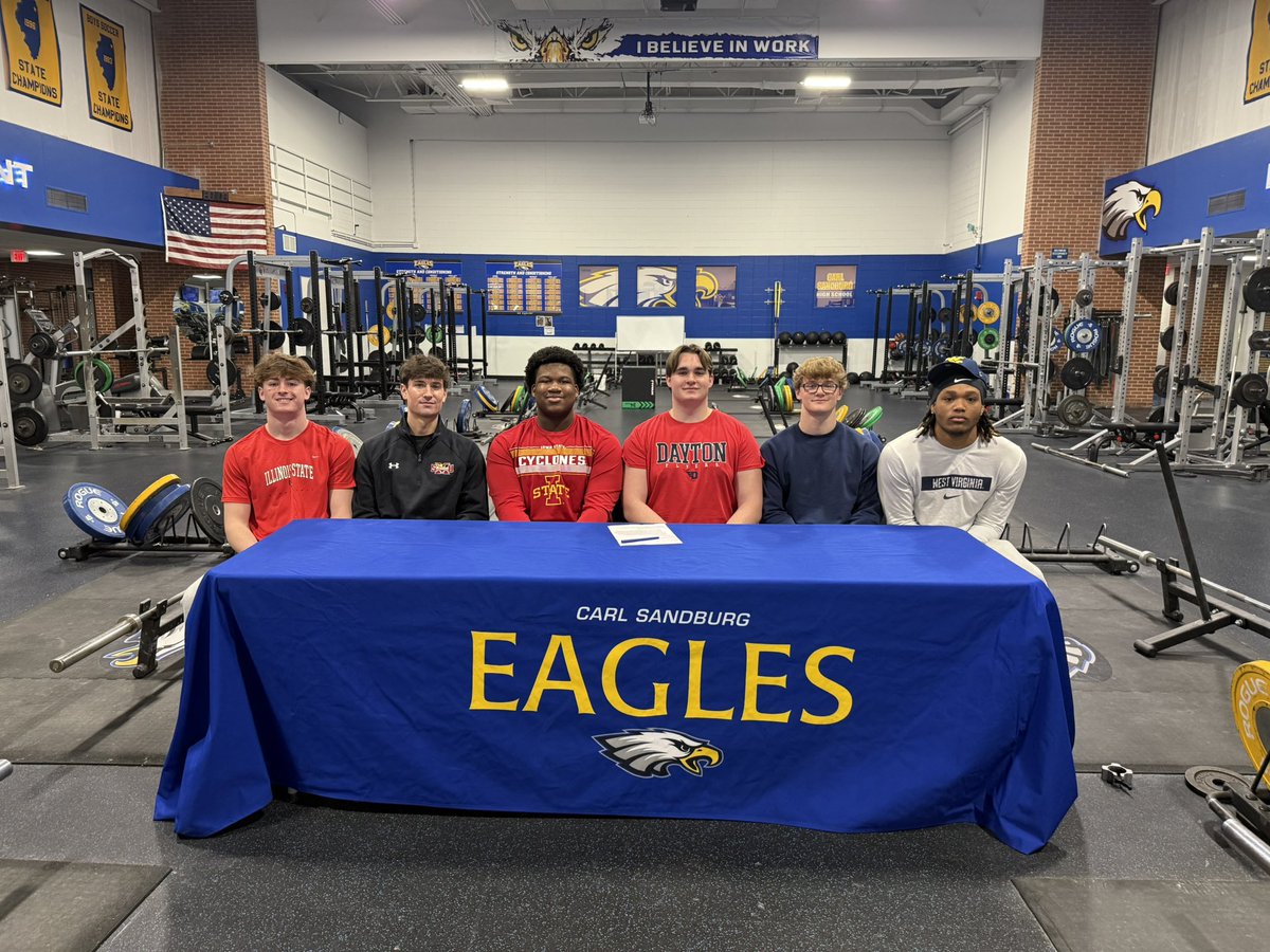 Congrats to our signees!

Nick Barrett - <a href="/DaytonFootball/">Dayton Football</a>
Luke Basiorka - <a href="/WheatonFB/">Wheaton Football</a>
Drew Drzonek - <a href="/RedbirdFB/">Illinois State Football</a>
Vincent Smith - <a href="/WVUfootball/">West Virginia Football</a>
Beck Stukel - <a href="/SXUFootball/">SXU Football</a>
Jaden Weaver - <a href="/CycloneFB/">Iowa State Football</a>

You always have a home in ORLAND PARK. Best of luck!

#FlyWithUs 🟡🔵🦅🏈