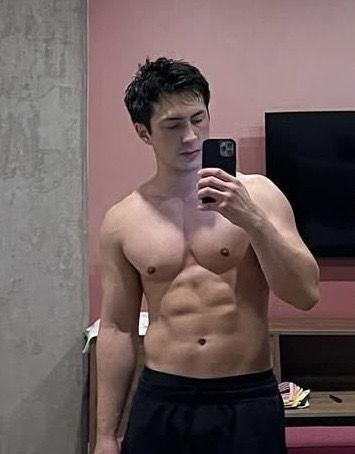 peak male figure btw