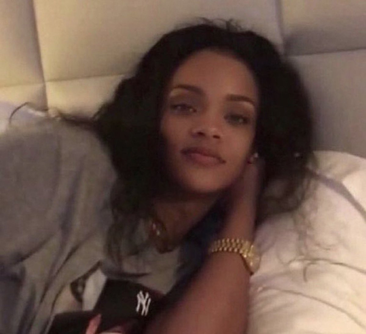 niy2pretty's tweet photo. This how calm I look right before I crashout https://t.co/lLdh6e8Pe5