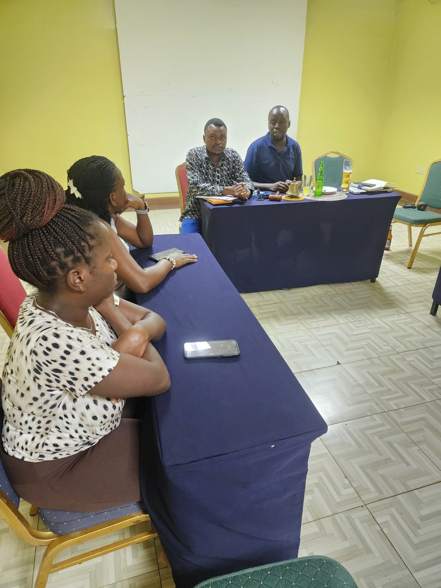 VictoriaNileRct's tweet photo. Thank our PE @dunga_walter for the day. We have  shared and learnt from each other about Peace and conflicts prevention. 
#RotaryEyamba #ThisIsRotaract https://t.co/rnShlt1JYA