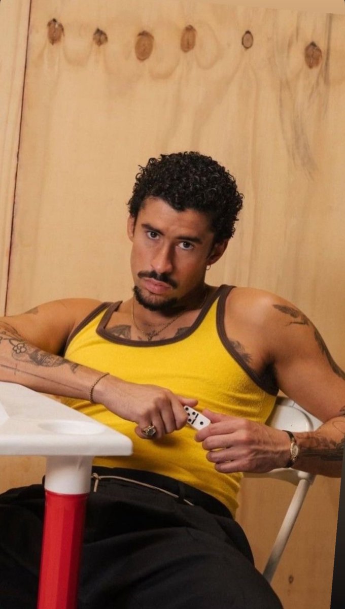 hellogisell's tweet image. Até o Benito tá do lado certo do BBB e tu aí babando ovo de Jonas 22 e Sarahland