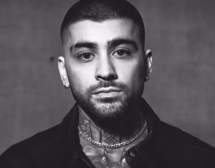 PopCrave's tweet image. ZAYN will release his new single “Die For Me” this Friday.