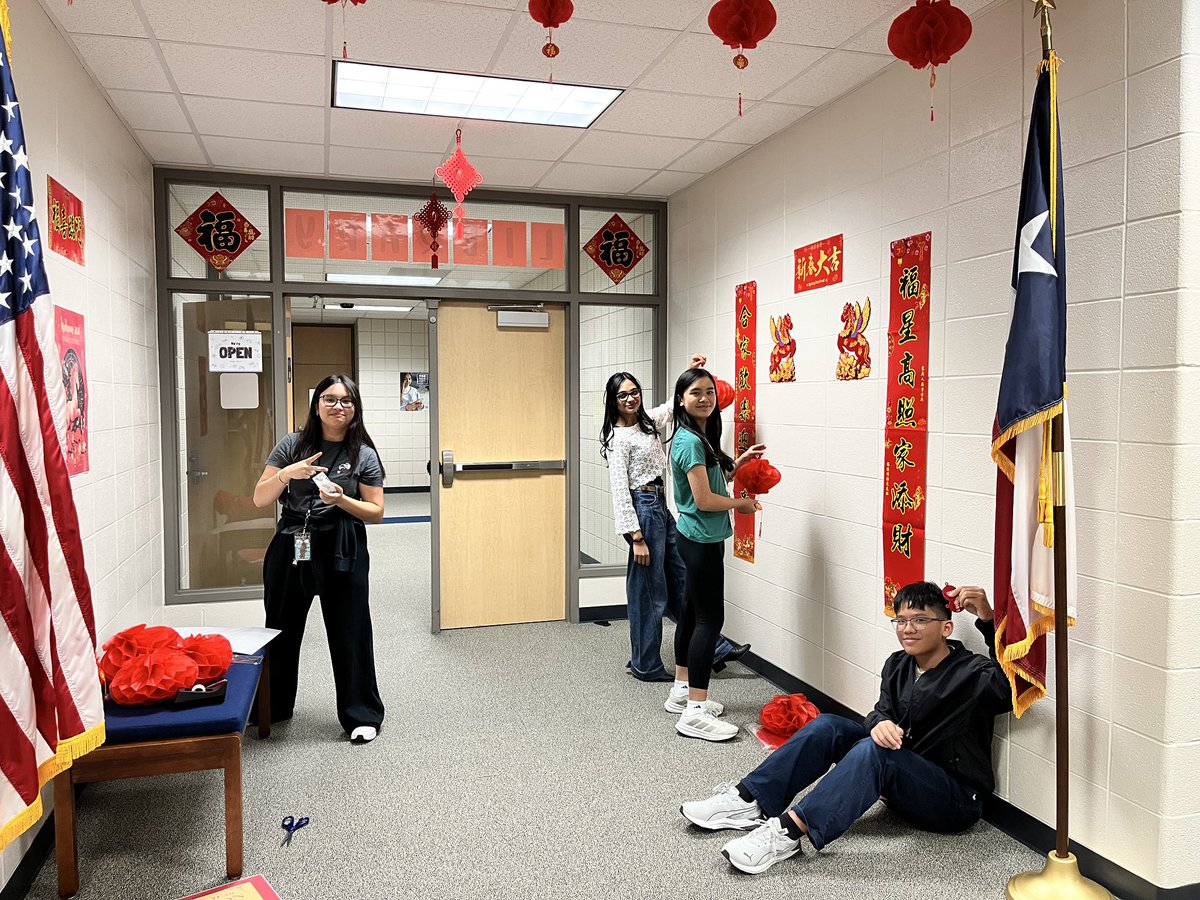 tomballisd LIBRARIES tweet media