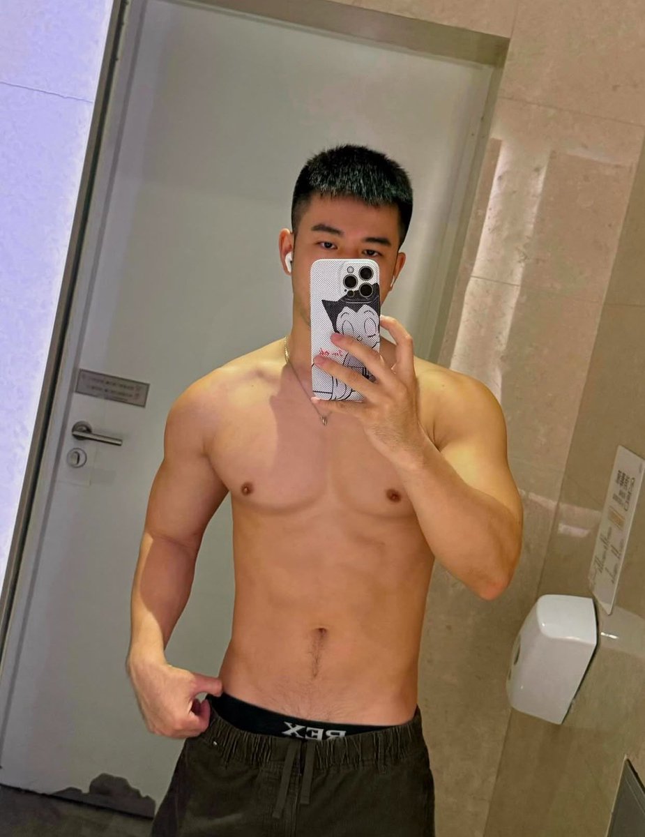 純一 🥸 tweet media