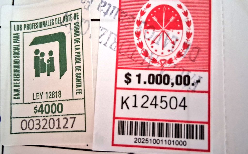 Para autorizar una orden odontológica de tu obra social hay que ir a ASOR a qué te autoricen la práctica y te cobren sellados,en un trámite extraño que tenés que pagar sólo en efectivo, a no ser que seas de IAPOS. Todo parece creado para meterle la mano en el bolsillo a la gente.