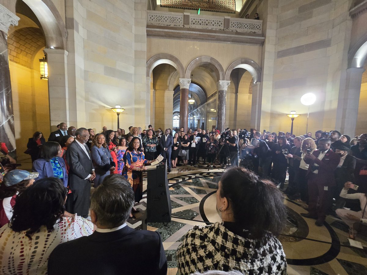 Ted Ross tweet media