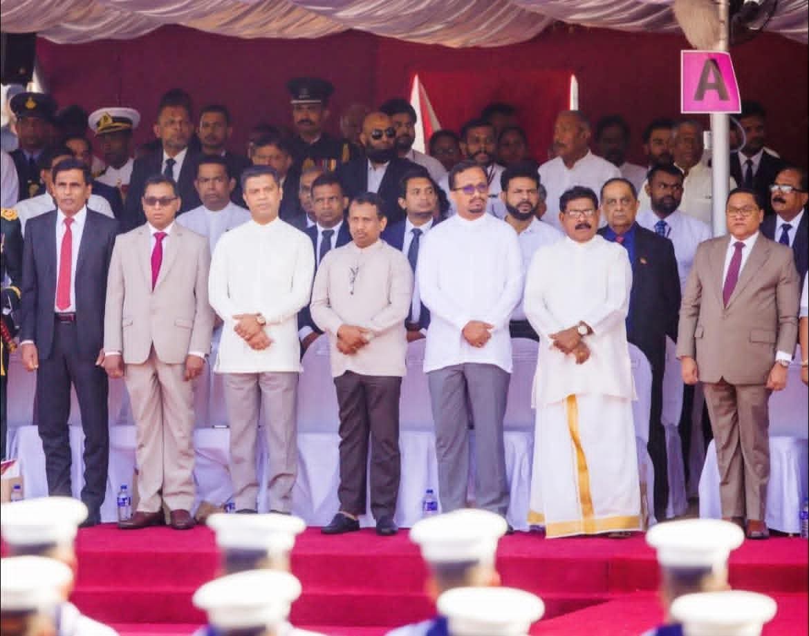 trolljeppo's tweet photo. ජාතික ගීයක් වාදනය වෙනකොට 😂 https://t.co/WP1HZM7amB