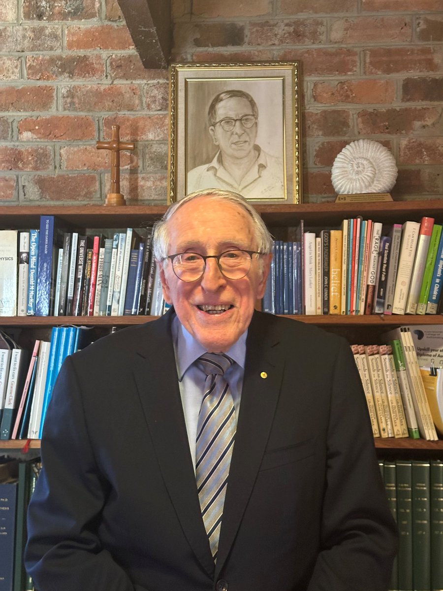 CochlearIndia's tweet image. X

Professor Graeme Clark AC – pioneer of the multichannel cochlear implant – has been awarded the 2026 Queen Elizabeth Prize for Engineering. His work has transformed lives worldwide and laid the foundations for modern hearing implant technology.