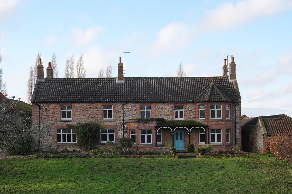 MeghansMole©️ tweet media