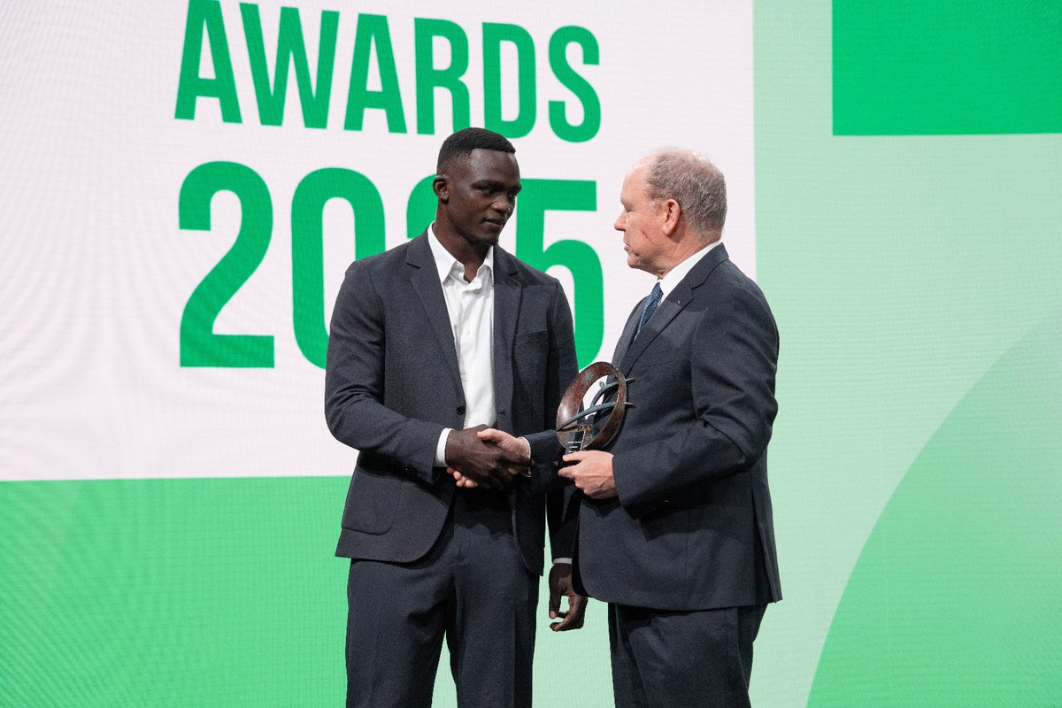 Image for the Tweet beginning: From the rugby pitch to