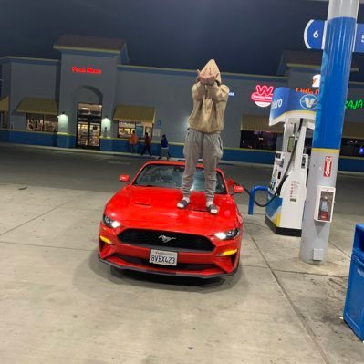 moneywando's tweet photo. #NewProfilePic https://t.co/d1soZSYjLK