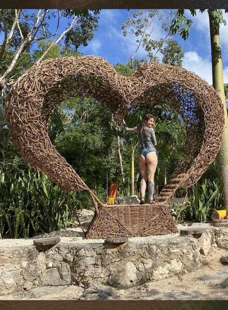 front//back 🏝️

• Tulum • Cenotes • Mexico •