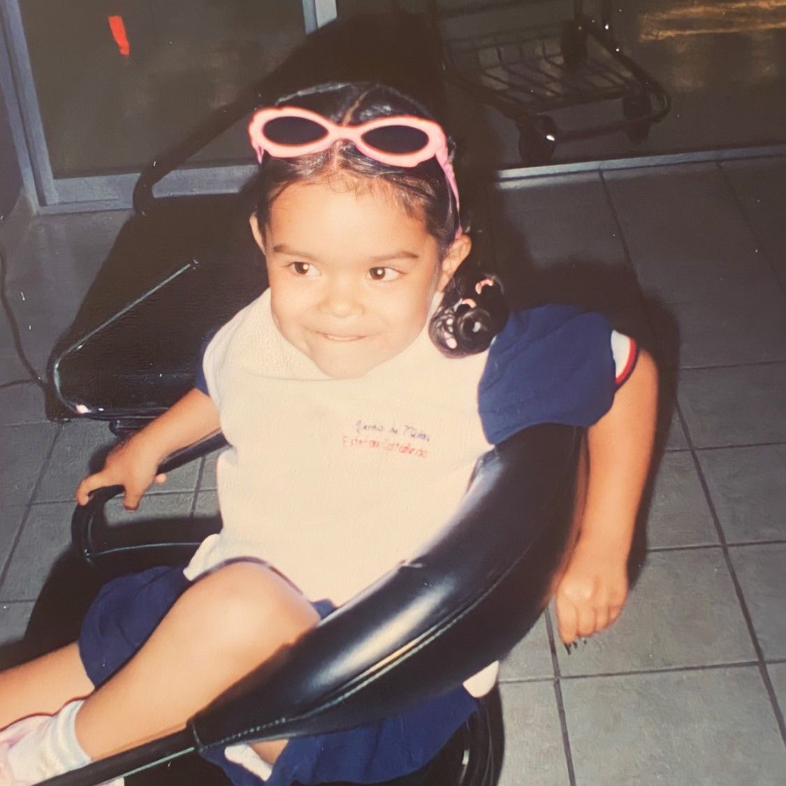 bd baby! te amooo tanto, eres inspiración, gracias por todo lo bonito q haces y creas, eres magnifica <a href="/famadingrata/">ING</a> TE AMOOOOOXXX! tu musica salva bb! te amo muchísimo, pasatela incre💕💕💕🥹🥹🥹😢😢✨✨