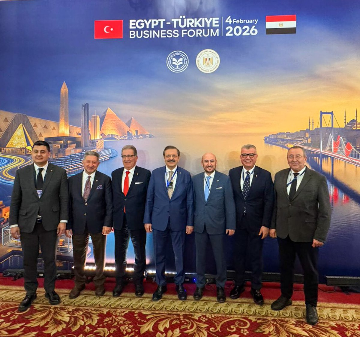 CUMHURBAŞKANIMIZ SAYIN RECEP TAYYİP ERDOĞAN’IN TEŞRİFLERİYLE TÜRKİYE–MISIR İŞ DÜNYASI KAHİRE’DE BULUŞTU

Haberin devamı için: soketb.org.tr/end/?PID=newsr…