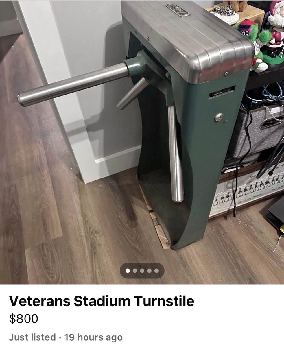 Krukisking's tweet photo. I don’t need it. I don’t need it….. I NEED IT. https://t.co/JaWGzV90kd