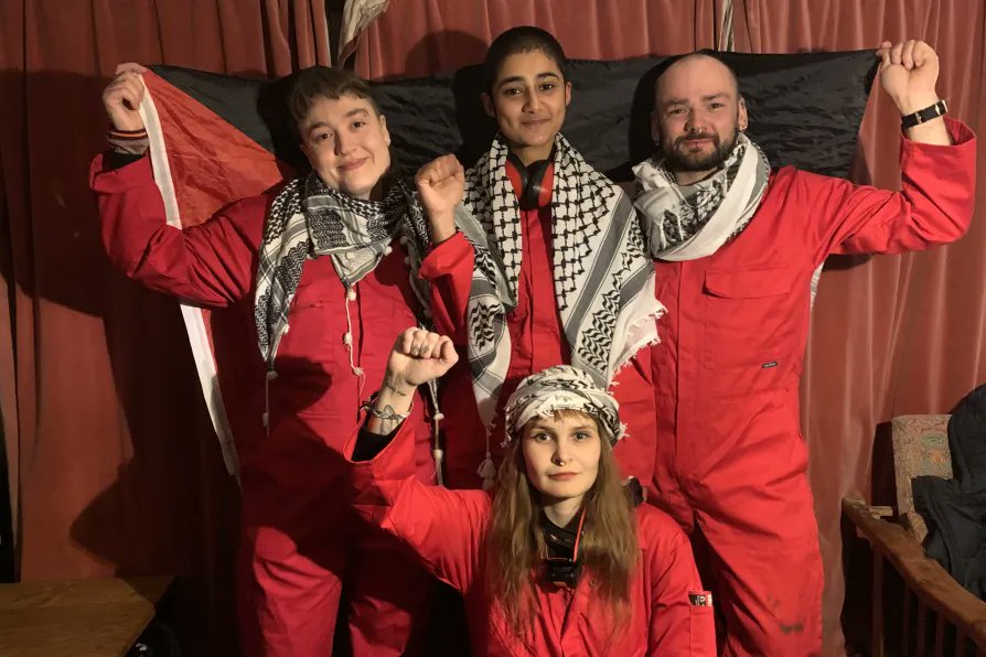 JChimirie66677's tweet image. There is a deep fracture running through the heart of Britain's justice system, and the acquittal of the Palestine Action ram-raiders has just torn it wide open.

An Israeli-owned arms factory was attacked in the early hours of the morning. A prison van was driven through a…