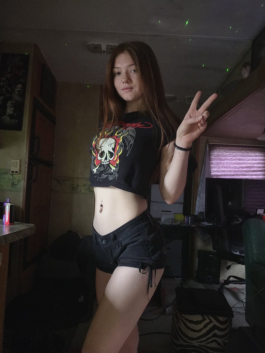 Elizabethx0x04's tweet photo. Summer can't come fast enough!! ☀️😔 link in bio!!

#Cutie #OnlyFans #Sexy #Daddysgirl #OF #Links #Redhead #Freckles https://t.co/F9OOSsyAHw