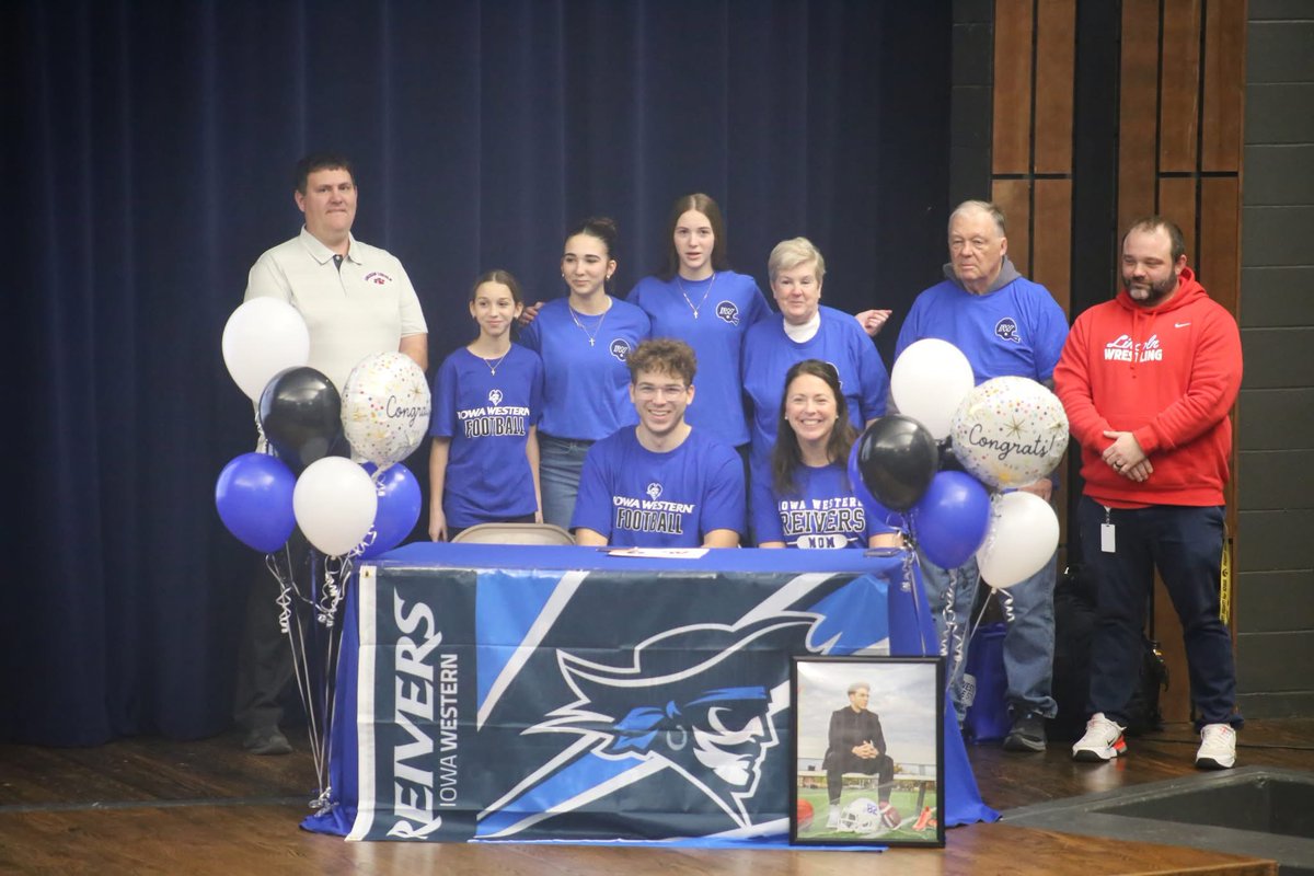 Council Bluffs Abraham Lincoln Lynx tweet media