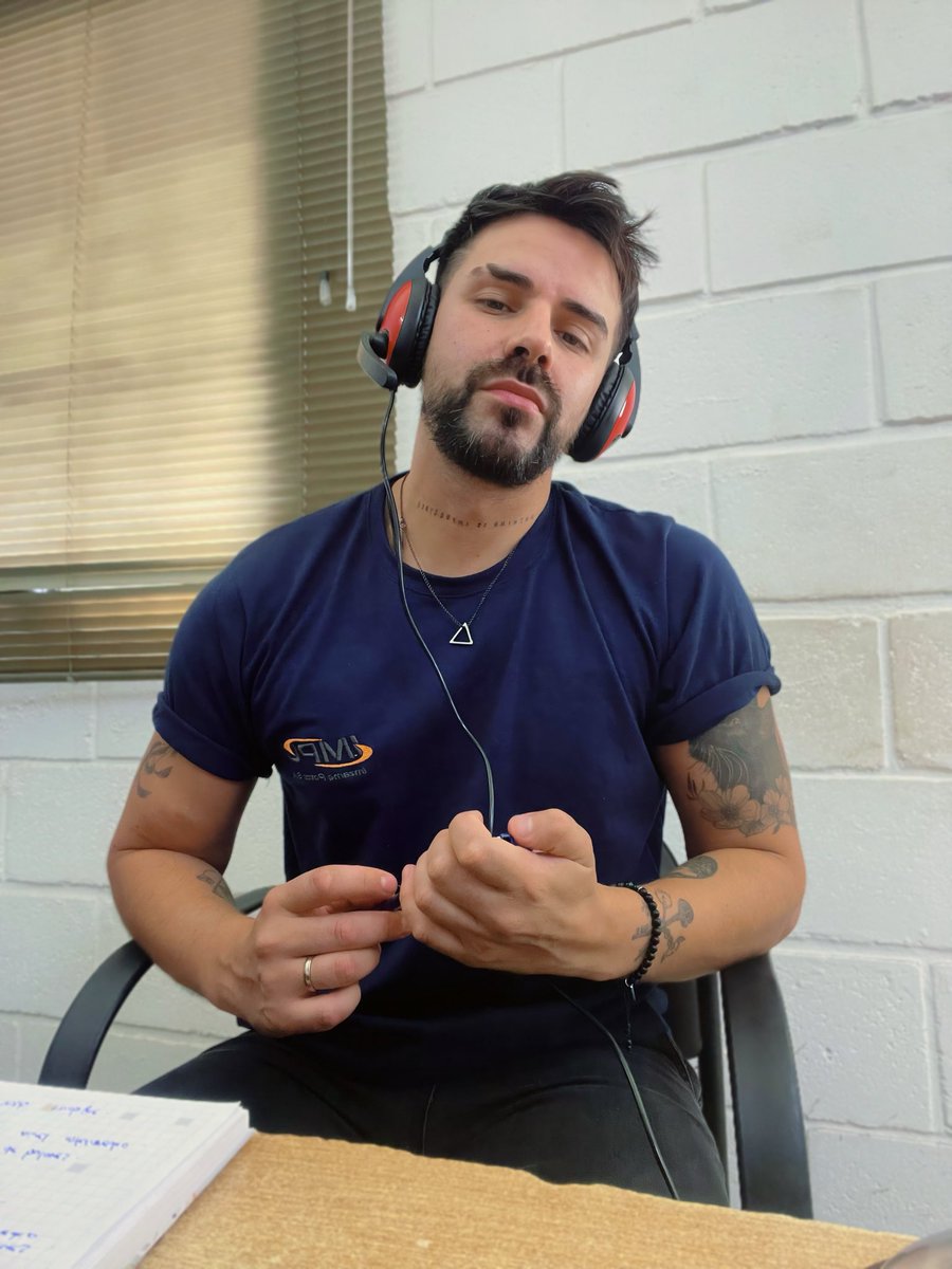 nickb181's tweet image. Call Hot? 😝