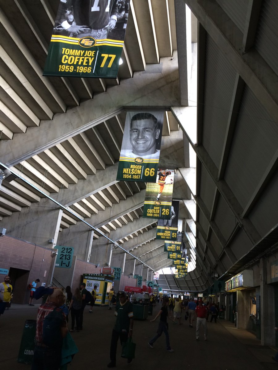 Edm Football HistorEE tweet media